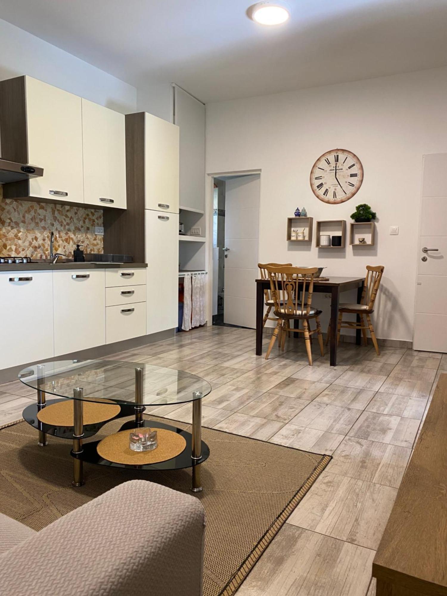 Apartman "Almond House 2" Pula Exterior foto